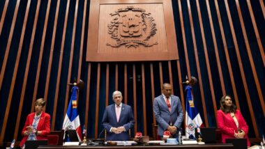 Senadores da República Dominicana durante votação do Código Penal, em 2023: sem espaço para o aborto. Imagem referente a matéria