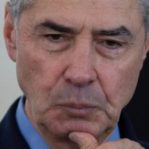 Barroso e o PSOL defendem liminar que permitiria a enfermeiros realizar abortos, contrariando a essência da enfermagem, nascida para cuidar e preservar a vida, não interrompê-la. Imagem referente a matéria